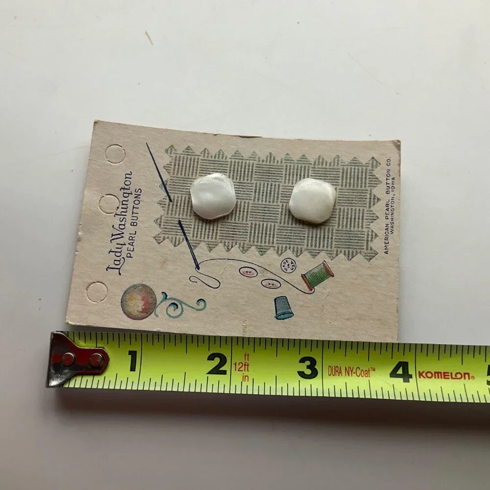 New Vintage 1940's Lady Washington Baby Pearls Buttons Lot 6 Made USA - Picture 5 of 8